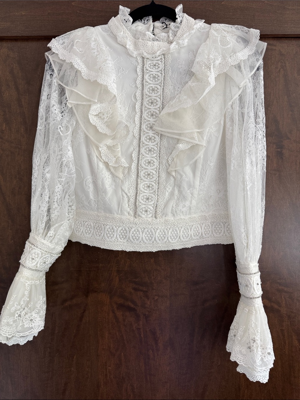 NWT Alice + Olivia Delpha Embellished Lace Top Small